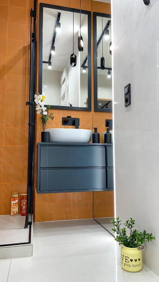 Comfortable 1-room Close To The Center * Warschau